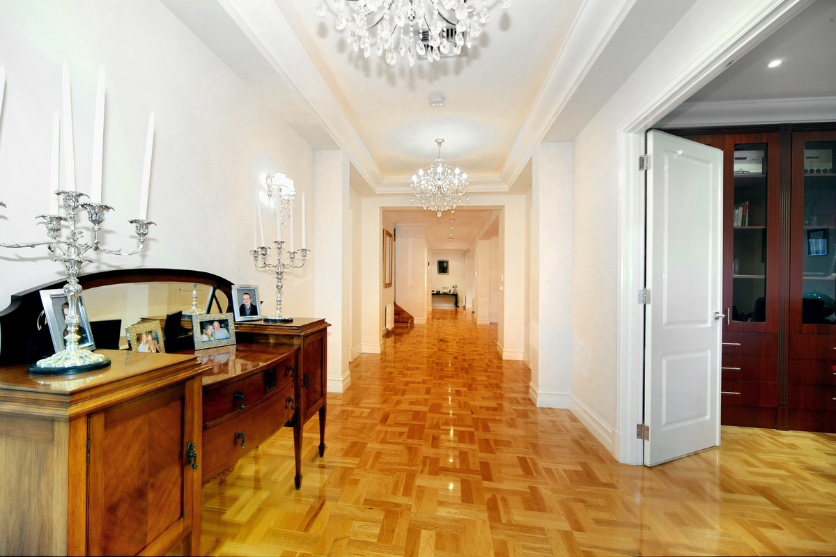 1 Albion Street, Caulfield South - Thumbnail 2