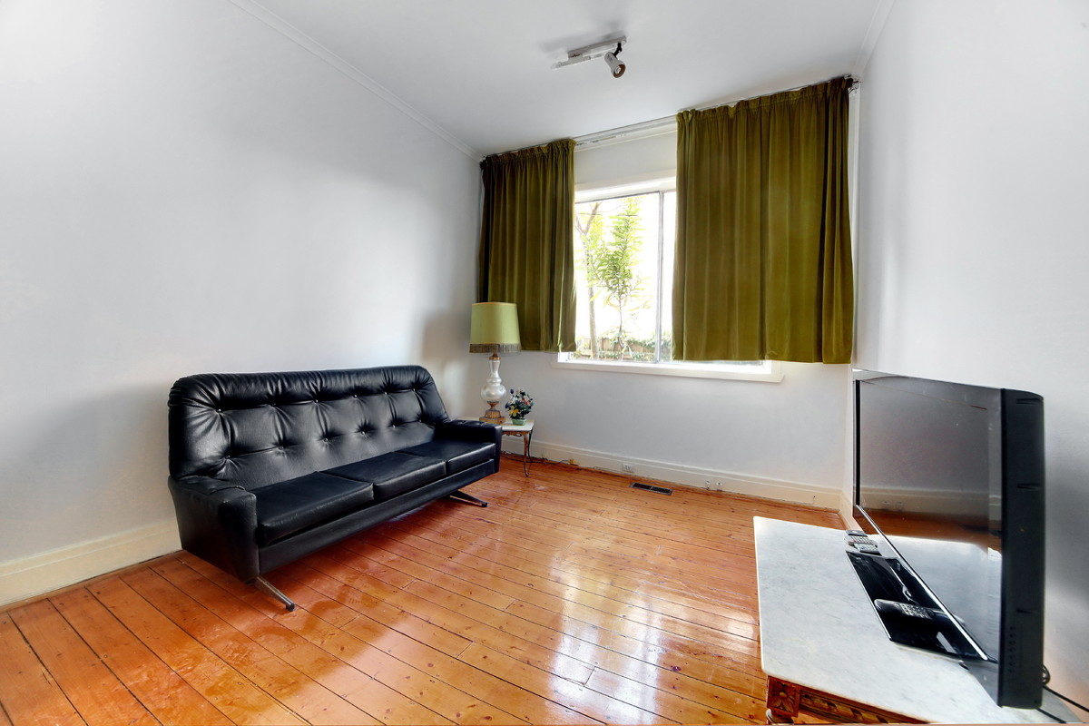 8 Orrong Grove, Caulfield North - Thumbnail 7