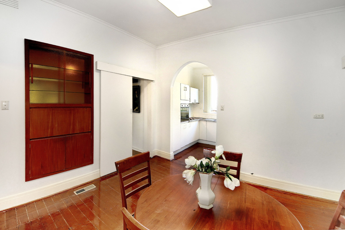 8 Orrong Grove, Caulfield North - Thumbnail 8