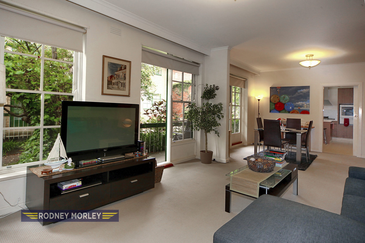 6/8 Bruce Street, Toorak - Thumbnail 3