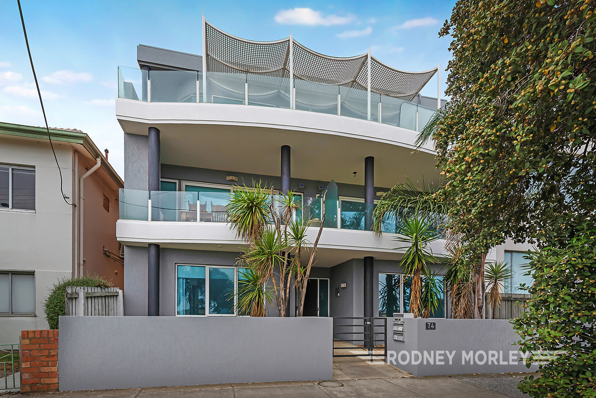 3/74 Marine Parade, Elwood - Thumbnail 2