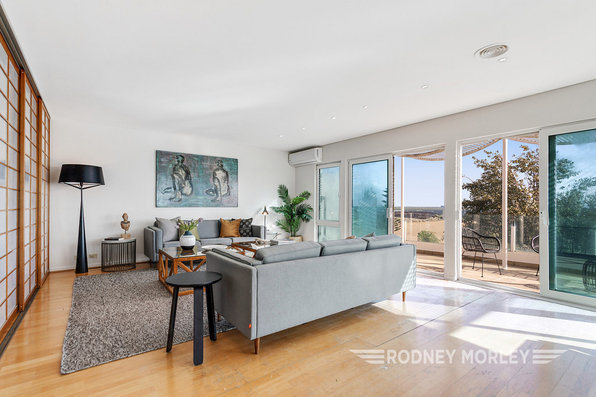 3/74 Marine Parade, Elwood - Thumbnail 3