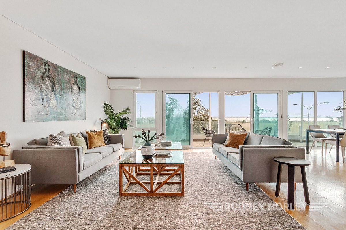 3/74 Marine Parade, Elwood - Thumbnail 4