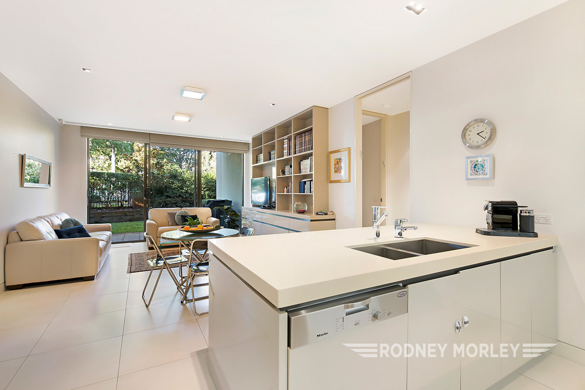 6/57 Orrong Crescent, Caulfield North - Thumbnail 4