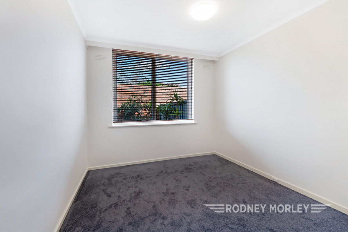 4/18 Magnolia Road, Gardenvale - Thumbnail 4