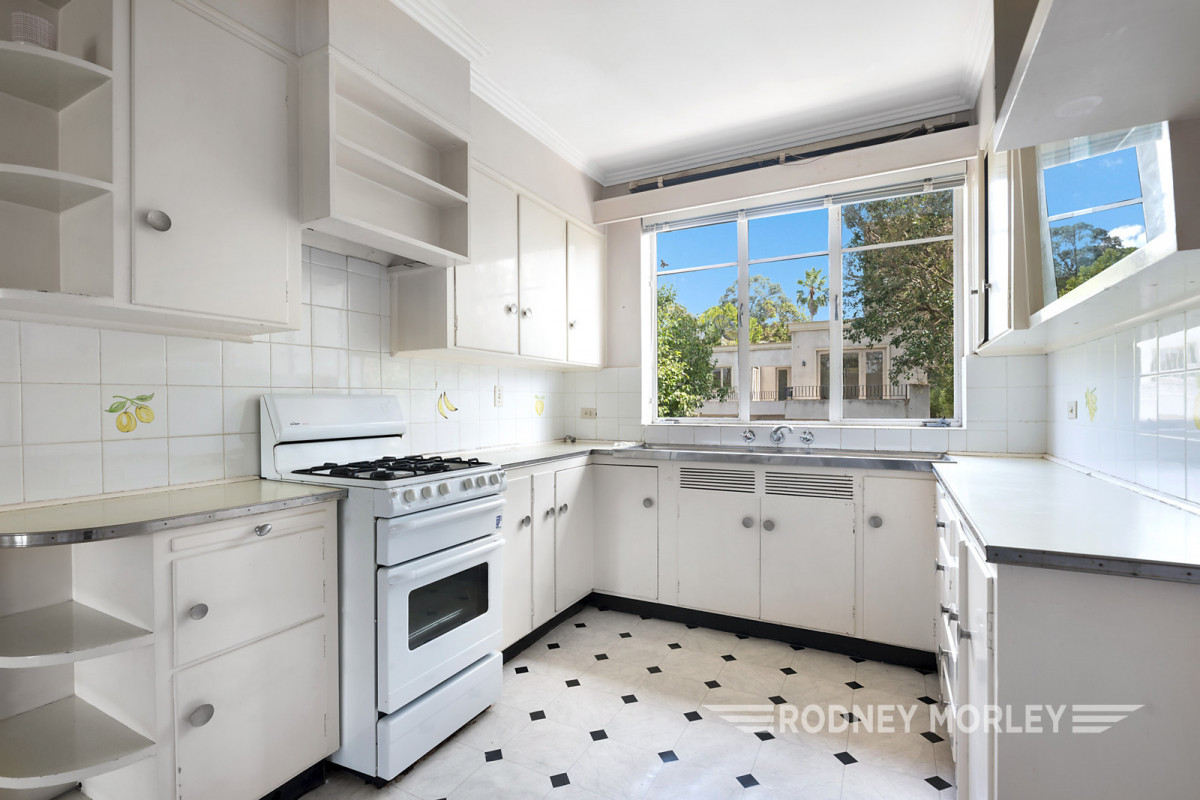 12/558 Toorak Road, Toorak - Thumbnail 4