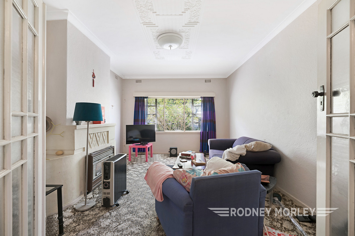 1 & 2/1 Holroyd Court, St Kilda East - Thumbnail 3