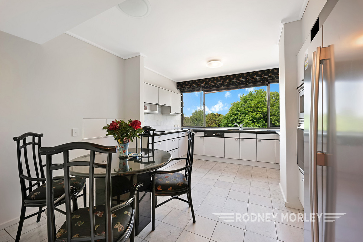 55/546 Toorak Road, Toorak - Thumbnail 3