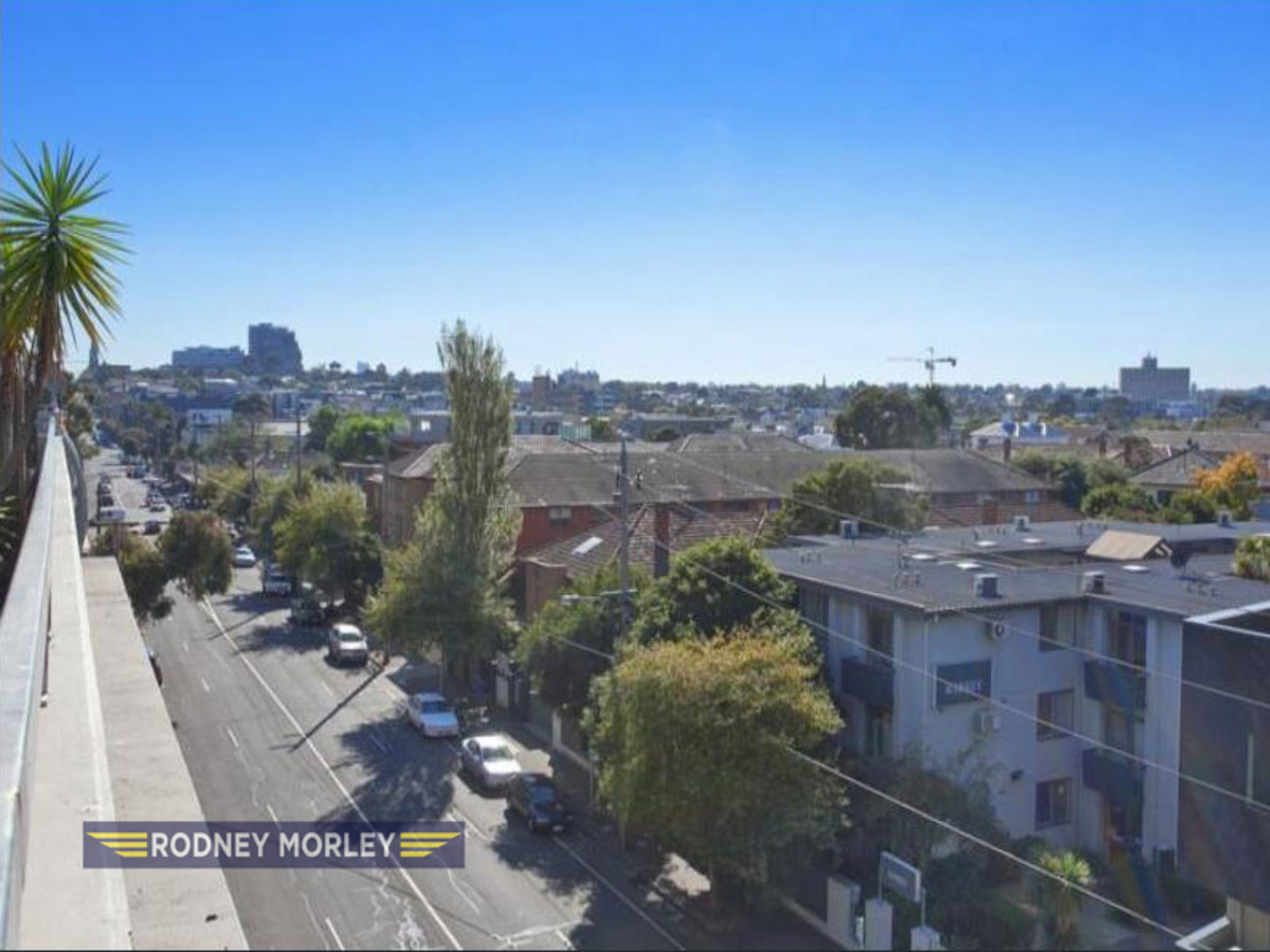 17/185 Barkly Street, St Kilda - Thumbnail 2