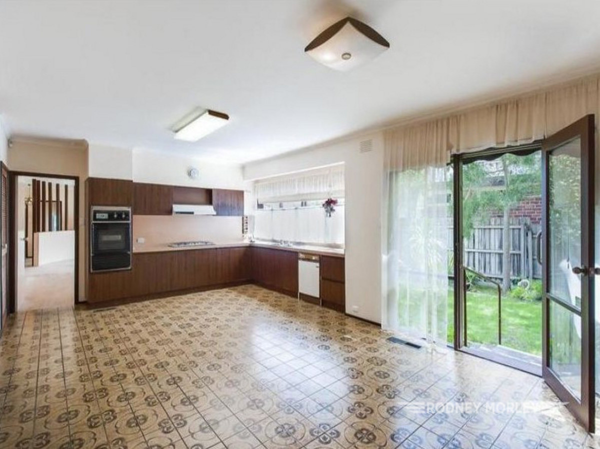 11 Emma Street, Caulfield South - Thumbnail 7